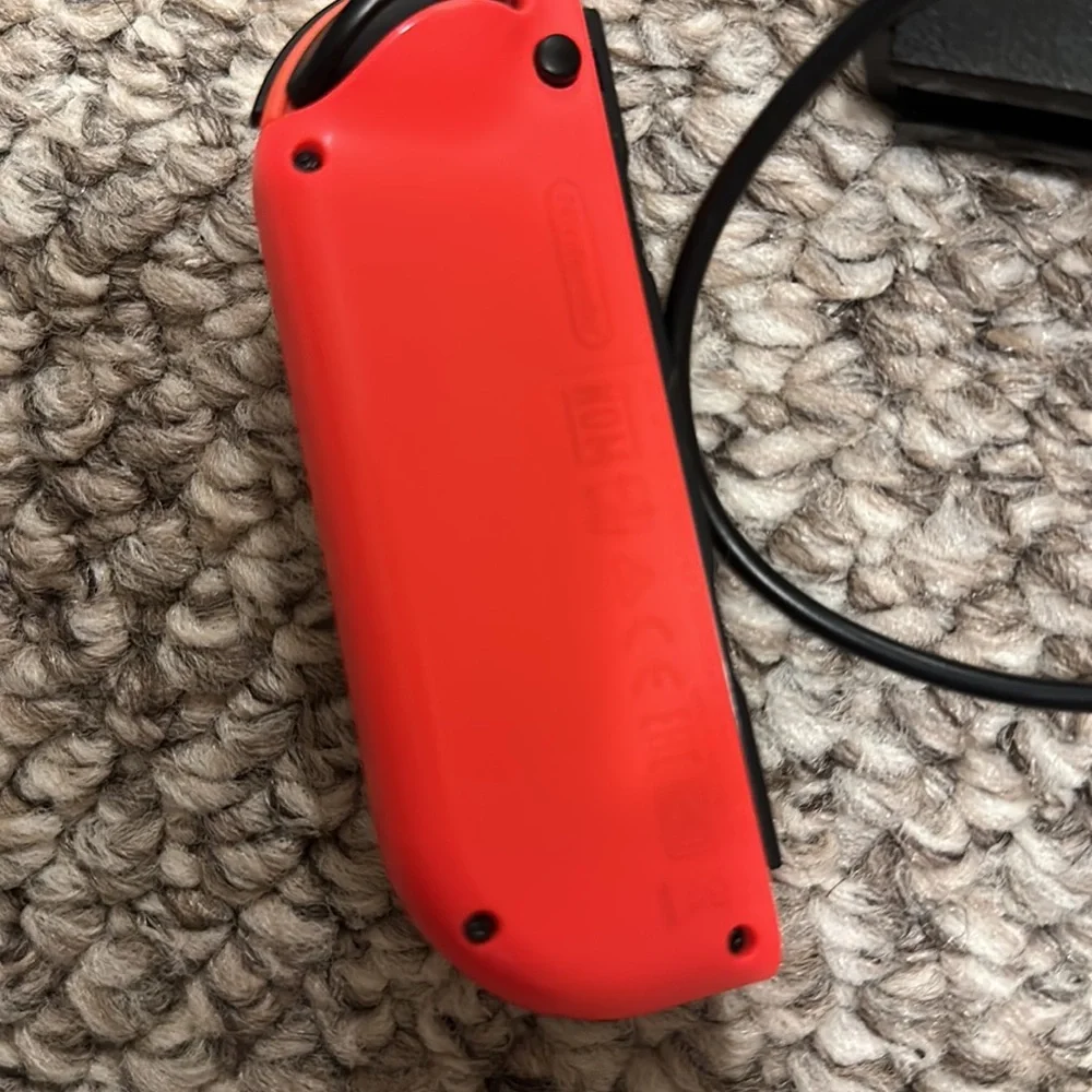 🚨SOLD🚨 Nintendo switch controller - Picture 2 of 2